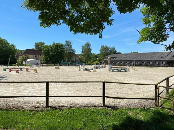 les-ecuries-de-thuisy_photo