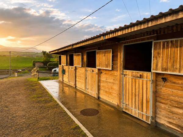 les-ecuries-de-l-aube_photo
