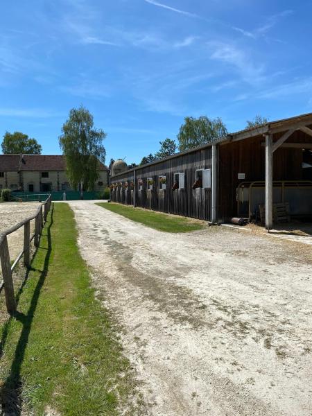 les-ecuries-de-thuisy_photo